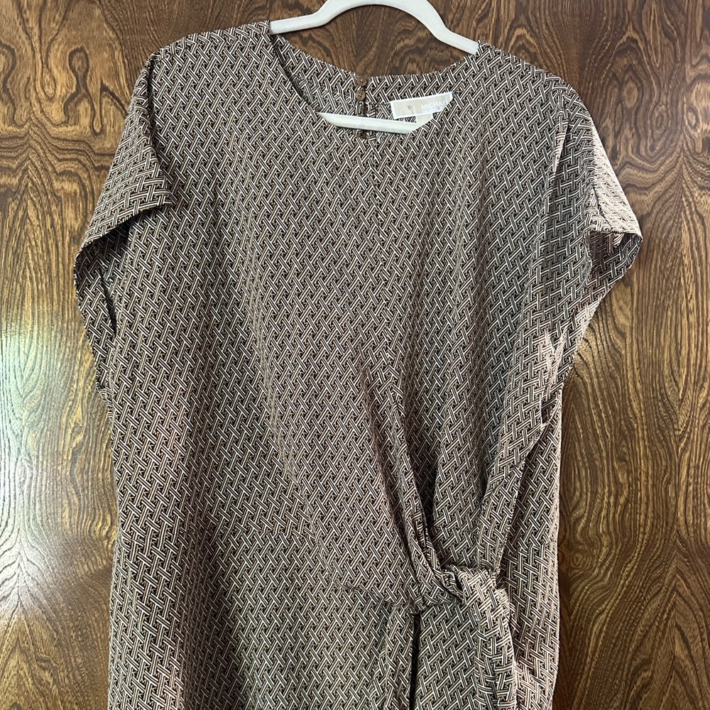 Beautiful Michael Kors shirt